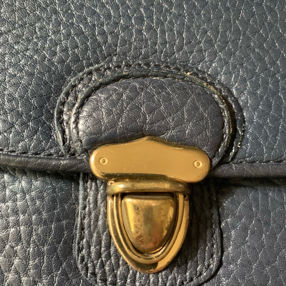 Vintage Dooney and Bourke, Dark Navy Leather, Crossbody Bag, Little Lock Purse - Picture 5 of 7